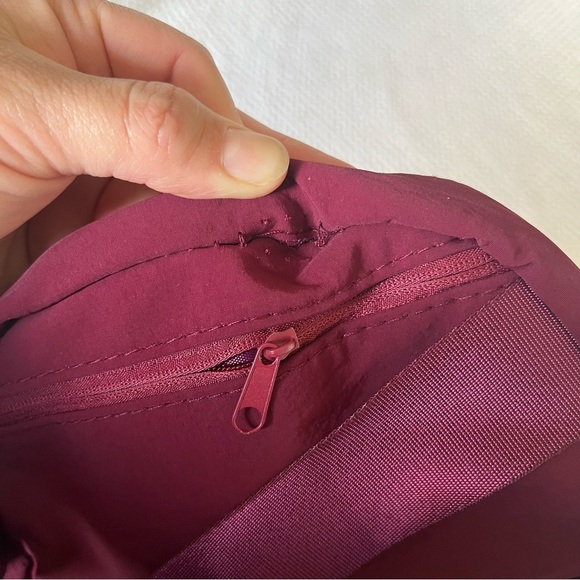 Halara Fanny Bag * Flawed - Picture 3 of 6